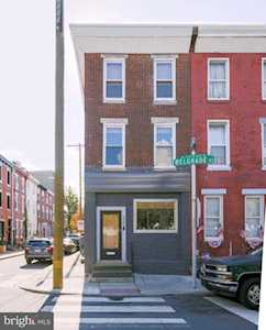 322 Belgrade St Philadelphia, PA 19125