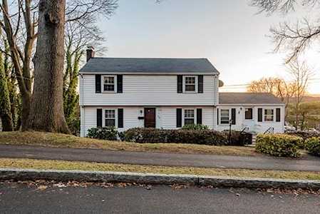 150 Reservoir Rd Quincy, MA 02170