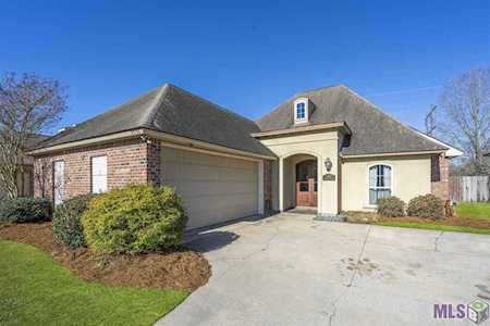 8530 Foxfield Dr Baton Rouge, LA 70809