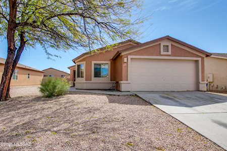 8397 W Benidorm Loop Tucson, AZ 85757