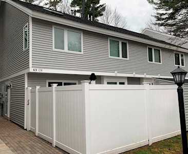 49 Meadow Pond Dr #C Leominster, MA 01453