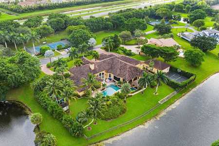 10065 Avenida Del Rio Delray Beach, FL 33446