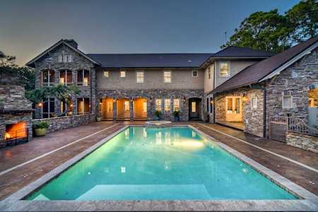1233 W Water Oak Bend Panama City Beach, FL 32413
