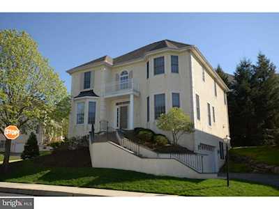 1101 Riverview Ln West Conshohocken, PA 19428