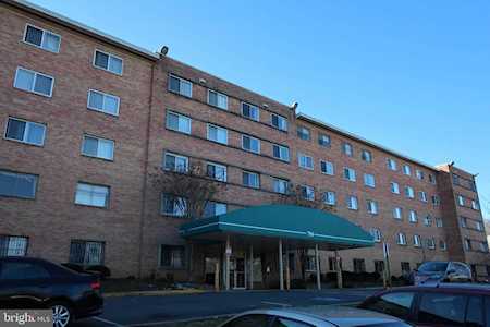 750 Dickerson St #408 Arlington, VA 22204