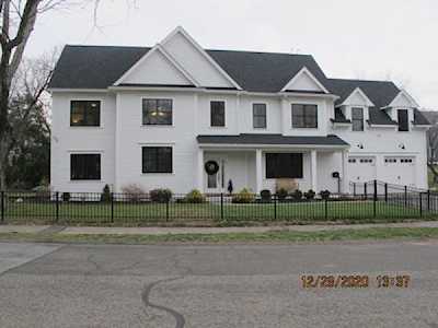 29 Dawson Dr Needham, MA 02492