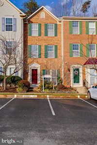 4328 Sutler Hill Square Fairfax, VA 22033