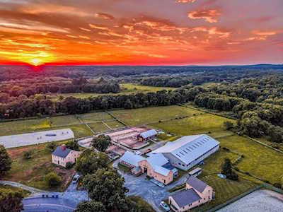 255 Davis Rd Bedford, MA 01730