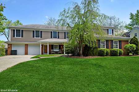 615 S Cook St Barrington, IL 60010