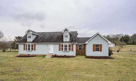 102 Gilbert Valley Dr Lebanon, TN 37090