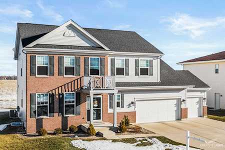 3806 Monterey Circle Algonquin, IL 60102