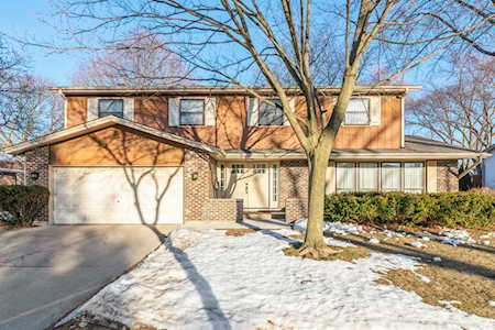 1145 S Salem Ln Arlington Heights, IL 60005
