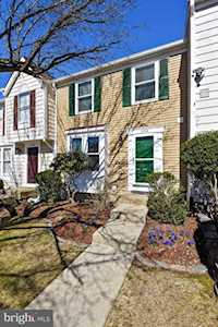 4708 Hersand Ct Woodbridge, VA 22193