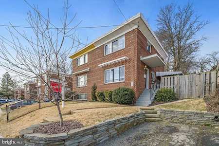 804 Dinwiddie St Arlington, VA 22204