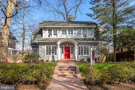 3907 Huntington St NW Washington, DC 20015
