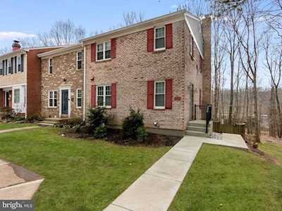 9061 Giltinan Ct Springfield, VA 22153