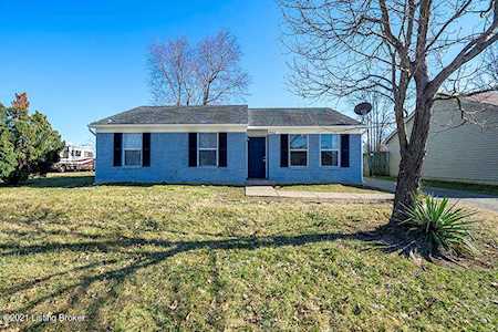 4922 Shasta Trail Louisville, KY 40218
