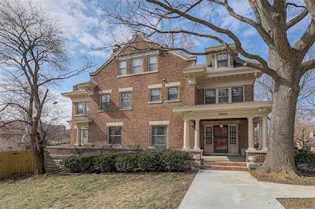 3800 Locust St Kansas City, MO 64109