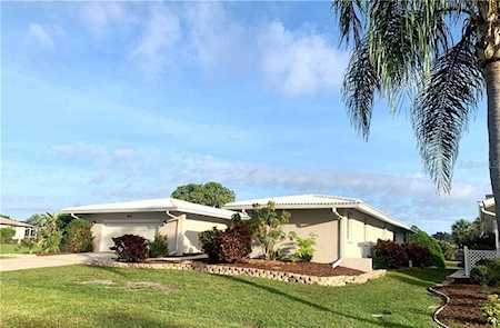 60 Caddy Rd Rotonda West, FL 33947