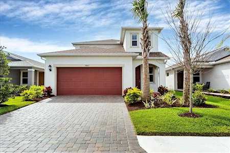 5407 Los Robles Ct Palmetto, FL 34221