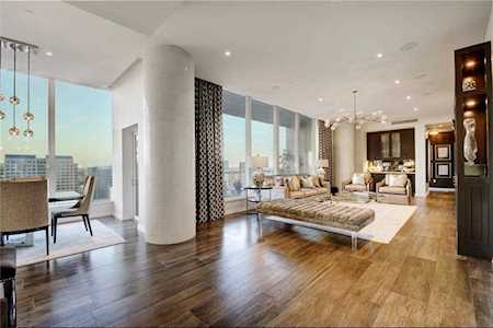 210 Lavaca ST #2611 Austin, TX 78701