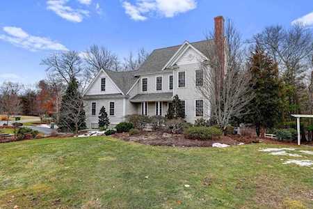 14 Round Farm Rehoboth, MA 02769