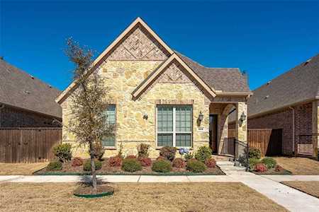 638 Enfield Drive Frisco, TX 75036