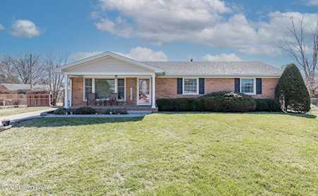 2607 Swing Ct Louisville, KY 40299