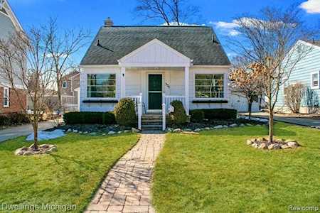 575 Auburn St Plymouth, MI 48170