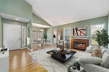 41411 Avenida De La Reina Temecula, CA 92592