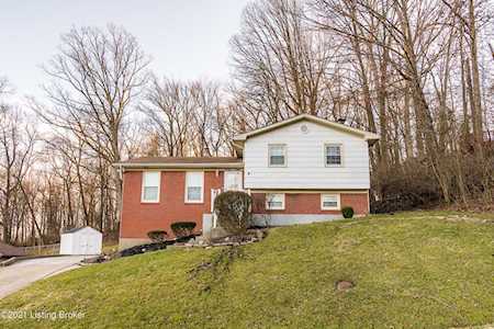 2708 Pikes Peak Blvd Louisville, KY 40214