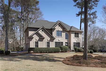 1035 Rugglestone Way Johns Creek, GA 30097