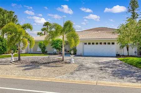 10225 Paradise Blvd Treasure Island, FL 33706