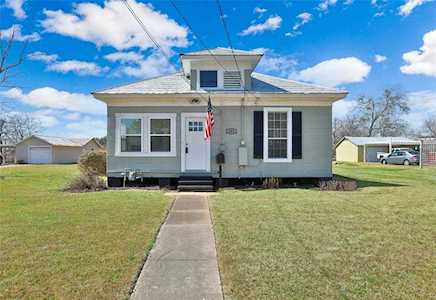 303 Main St Sugar Land, TX 77498