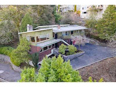 6660 SW Parkhill Dr Portland, OR 97239