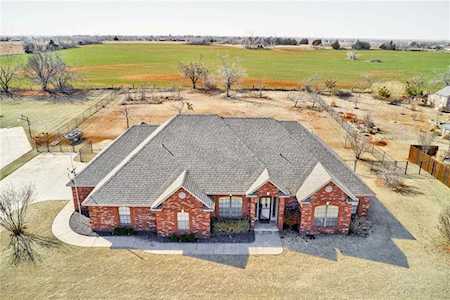 807 Eagle Ridge Run Tuttle, OK 73089