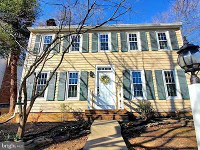 4404 Ridgewood Ct Dumfries, VA 22025