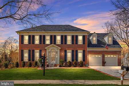 6506 Rock Crystal Dr Clifton, VA 20124