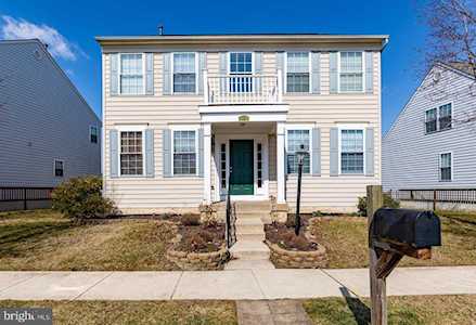 212 Commodore Dr Baltimore, MD 21221