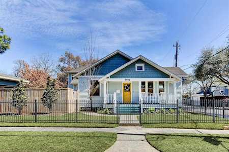 3402 Morrison St Houston, TX 77009
