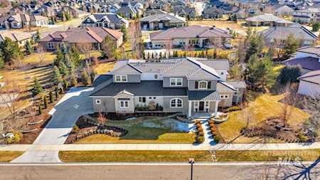 3551 W Old Gold Dr Meridian, ID 83646-4813