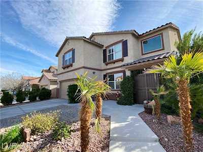 9721 Hawk Cliff Ave Las Vegas, NV 89148