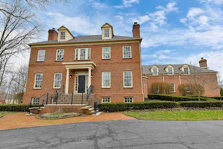 7476 Fenway Road New Albany, OH 43054
