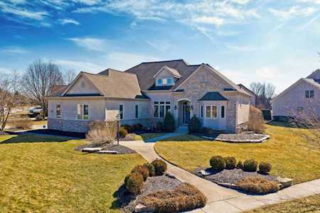 8278 Fallgold Lane Westerville, OH 43082