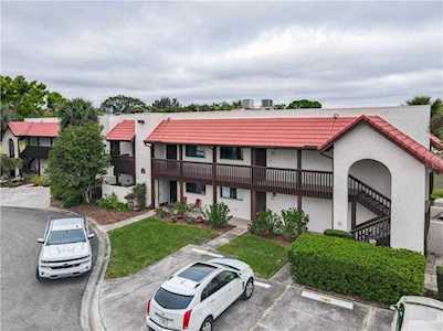 10203 Village Dr #J-23 Lake Wales, FL 33898