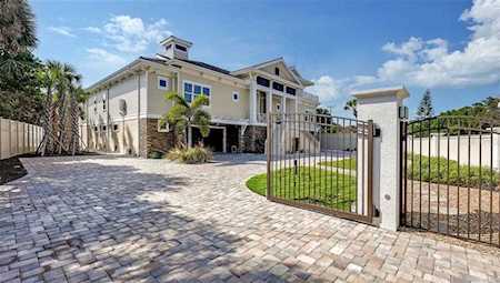 13 N Casey Key Rd Osprey, FL 34229