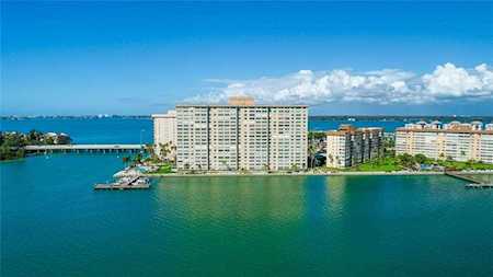 5200 Brittany Dr S #805 St Petersburg, FL 33715