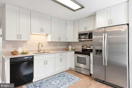 35867 Devon Park Square Round Hill, VA 20141