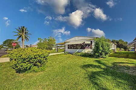 7645 SE Independence Avenue Hobe Sound, FL 33455