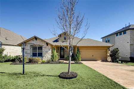 404 Highland Village DR Lakeway, TX 78738